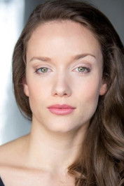 Photo of Zita Téby image size 400x600