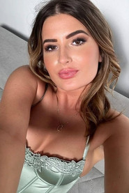 Photo of Gia Tvoricceli image size 600x900