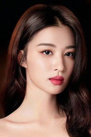 Photo of Wang Churan image size 409x614