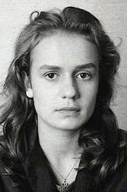 Photo of Sandrine Bonnaire image size 800x1200