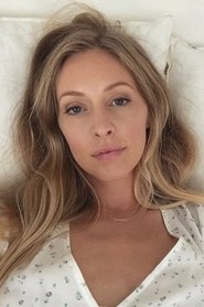 Photo of Leah Jenner image size 512x768
