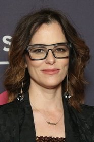 Photo of Parker Posey image size 744x1116