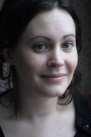 Photo of Amélie Harrault image size 500x750
