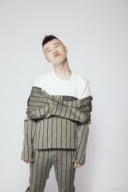 Photo of Yang Jiulang image size 300x450