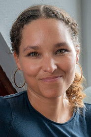 Photo of Nola Grace Gaardmand image size 800x1200