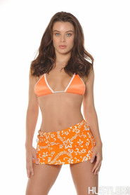 Photo of Lana Rhoades image size 852x1280