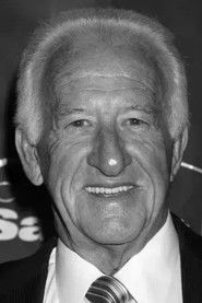Photo of Bob Uecker image size 600x900