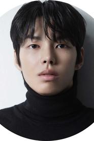 Photo of Park Yoon-ho image size 947x1420
