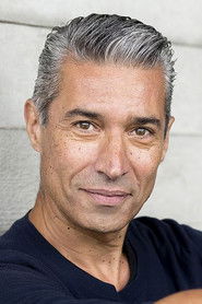 Photo of Silas Carson image size 500x750