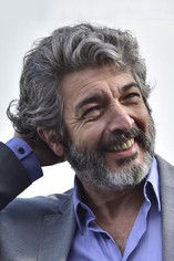 Photo of Ricardo Darín image size 355x532