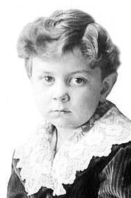 Photo of Bobby Connelly image size 552x828