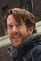 Photo of Chris Smith image size 300x450