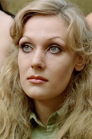 Photo of Nanda van Bergen image size 700x1050