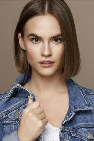 Photo of Ema Horvath image size 480x720