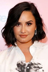 Photo of Demi Lovato image size 523x784