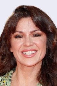 Photo of Natalia Avelon image size 933x1400