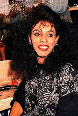 Photo of Cláudia Celeste image size 358x537