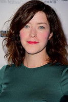 Photo of Julia Hart image size 300x450