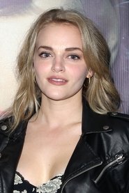 Photo of Madeline Brewer image size 1377x2061