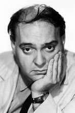Photo of Zero Mostel image size 333x500