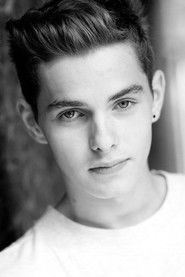 Photo of Patrick Hurd-Wood image size 683x1024