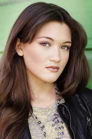 Photo of Isa Briones image size 500x750