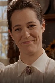 Photo of Lisa Houle image size 428x642