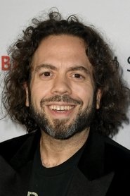 Photo of Dan Fogler image size 1111x1667