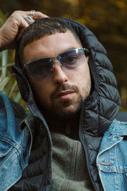 Photo of Léo Wadimoff image size 2000x3000