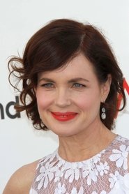 Photo of Elizabeth McGovern image size 2000x3000