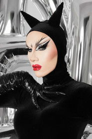 Photo of Sasha Velour image size 2000x3000