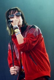 Photo of Julian Casablancas image size 688x1024