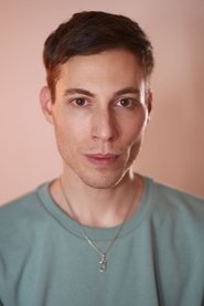 Photo of Benjamin Teske image size 683x1024