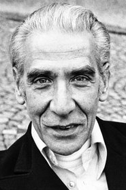 Photo of Lukas Ammann image size 466x700