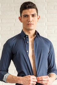 Photo of Luke Tyler image size 500x750