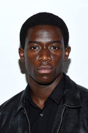 Photo of Damson Idris image size 400x600