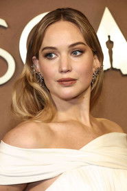 Photo of Jennifer Lawrence image size 1200x1799