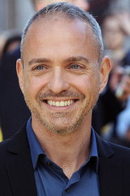 Photo of Kyle Balda image size 957x1436