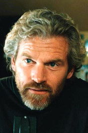 Photo of Kurt Ravn image size 400x600