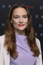 Photo of Anne Ratte-Polle image size 1663x2500