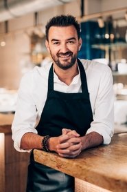 Photo of Cyril Lignac image size 1800x2700