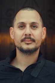 Photo of Michael Romano image size 2000x3000