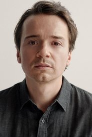 Photo of Dan Byrd image size 1061x1591