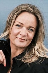 Photo of Julie Ralund image size 400x600