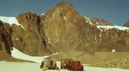 Pôle Sud 1989 : Les Chercheurs est-allemands et la chute du mur wallpaper 