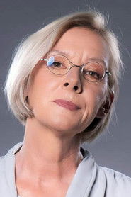 Photo of Olja Bećković image size 500x750