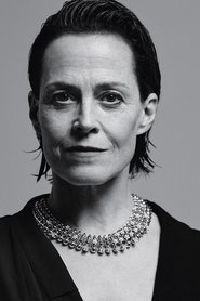 Sigourney Weaver Photo of Sigourney Weaver image size 869x1304