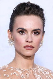 Photo of Ema Horvath image size 600x900