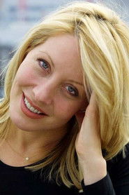 Photo of Linda Kozlowski image size 591x887