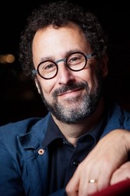 Photo of Tony Kushner image size 1200x1800